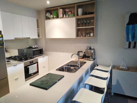 Marina View Apartment On The Maribyrnong River, Melbourne - Accommodation Tasmania 3