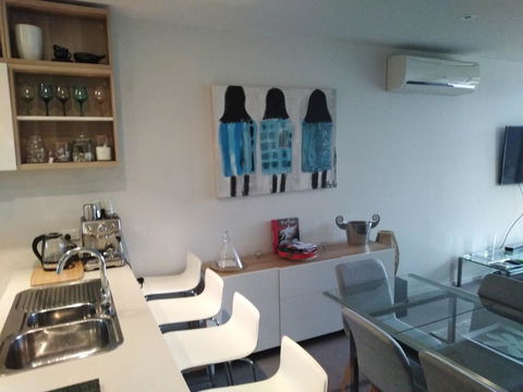 Marina View Apartment On The Maribyrnong River, Melbourne - Accommodation Tasmania 2