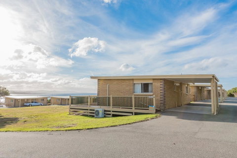 MARLO - Accommodation Tasmania 3