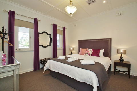 McKenzie House - Accommodation Tasmania 1