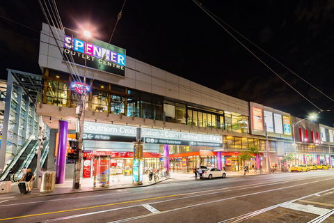 Melbourne Centre Convenient Location + Free Parking - Accommodation Tasmania 1
