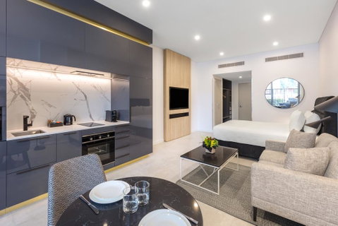 Meriton Suites Broadbeach - Accommodation Tasmania 2