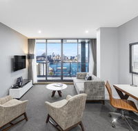 Meriton Suites North Sydney - Accommodation Tasmania