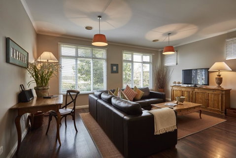 Mews Cottages - Accommodation Tasmania 2