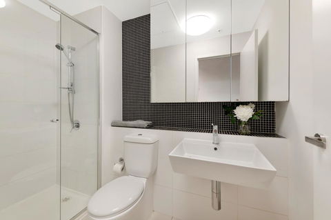 MH022 # Sweet Pink Room Located In Melbourne CBD - Accommodation Tasmania 2