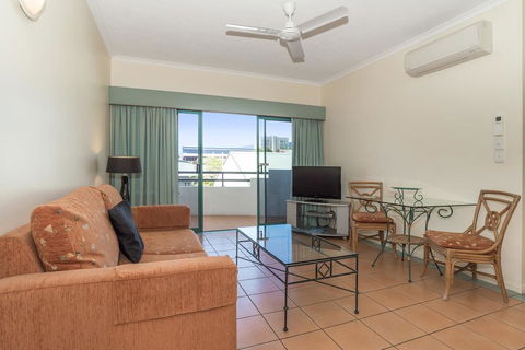 Mid City Luxury Suites - Accommodation Tasmania 2