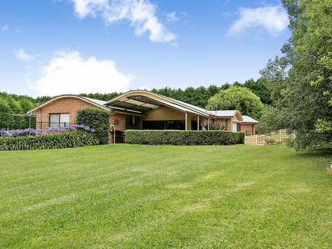 Misty Creek Of Robertson - Proximity And Privacy - Accommodation Tasmania 0
