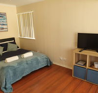 Modern Cosy Studio Close to QEH  Adelaide CBD  Airport  Beaches - Accommodation Tasmania