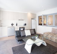 Modern Executive Apartment  Braddon 1BR Wine Wifi Secure Parking Canberra - Accommodation Tasmania