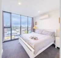 Modern Luxury 3 Bedroom Apartment with Sea Views - Accommodation Tasmania