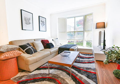 Mont Albert 2 Bedrooms Morden House - Accommodation Tasmania 2