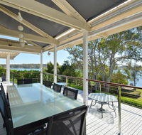 Morisset Bay Waterfront Views Lake House looking over Trinity Marina - Accommodation Tasmania
