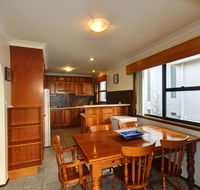 Myall Manor - Accommodation Tasmania