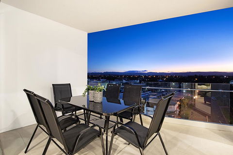 NEO Apartments Mermaid Beach - Accommodation Tasmania 3