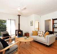 Nest - Pet Friendly - 2 Min Walk to Beach - Accommodation Tasmania
