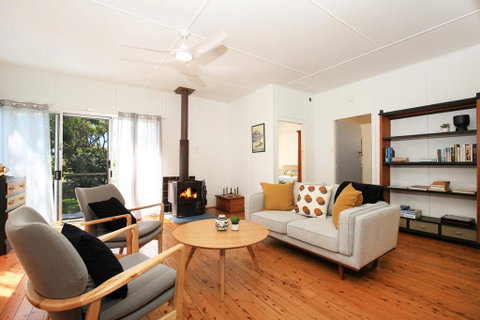 Nest - Pet Friendly - 2 Min Walk To Beach - Accommodation Tasmania 0