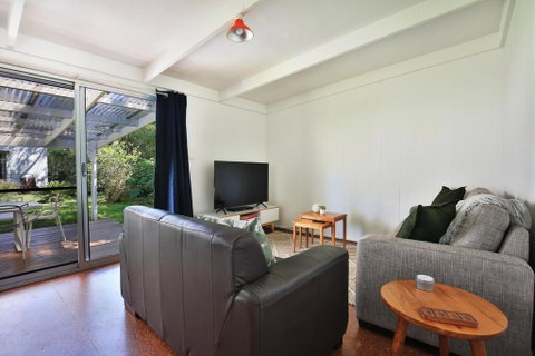 Nest - Pet Friendly - 2 Min Walk To Beach - Accommodation Tasmania 2