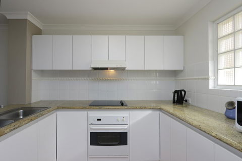 Hillarys Marina Apartment - Accommodation Tasmania 14