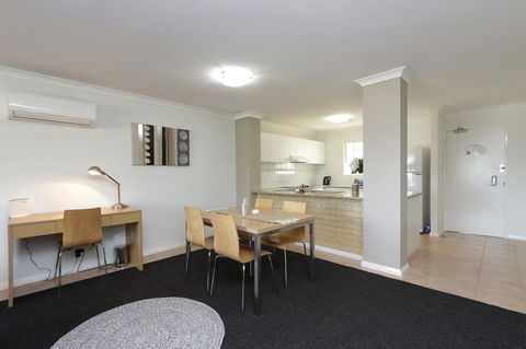 Hillarys Marina Apartment - Accommodation Tasmania 5