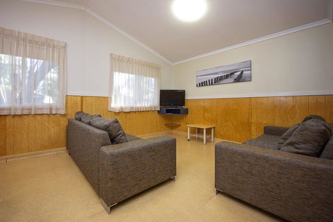 Discovery Parks - Woodman Point - Accommodation Tasmania 14