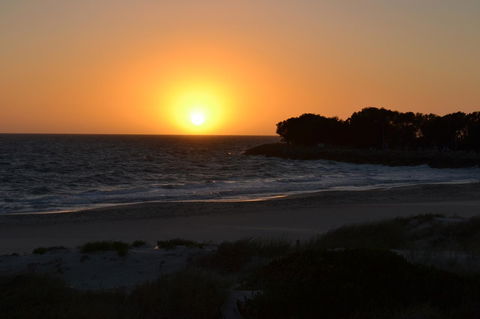 Dunes Scarborough Beach - Accommodation Tasmania 1