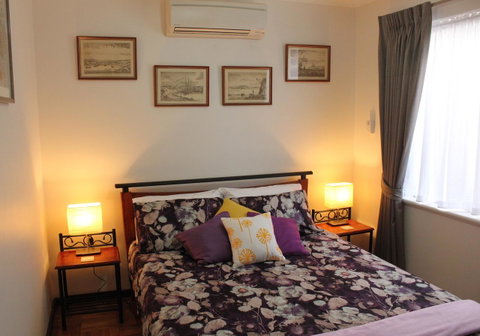 Jacaranda Hideaway Bed & Breakfast - Accommodation Tasmania 2