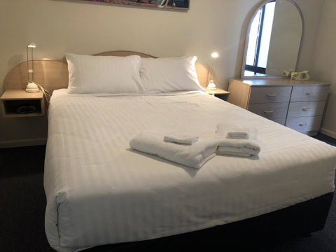 West Beach Lagoon 202 - Quiet & Ground Floor! - Accommodation Tasmania 3