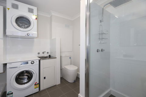 West Beach Lagoon 218 - Outstanding Value! - Accommodation Tasmania 10