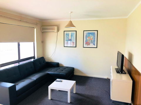 West Beach Lagoon 208 â€“ Great Value! - Accommodation Tasmania 10