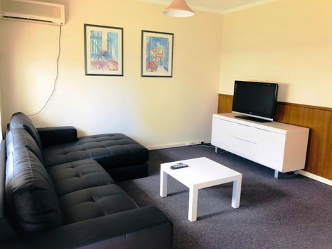 West Beach Lagoon 208 â€“ Great Value! - Accommodation Tasmania 9
