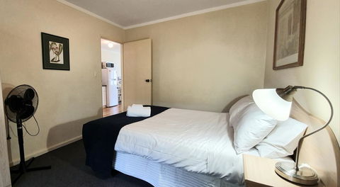 West Beach Lagoon 208 â€“ Great Value! - Accommodation Tasmania 3