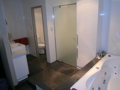 New York On King - Accommodation Tasmania 42