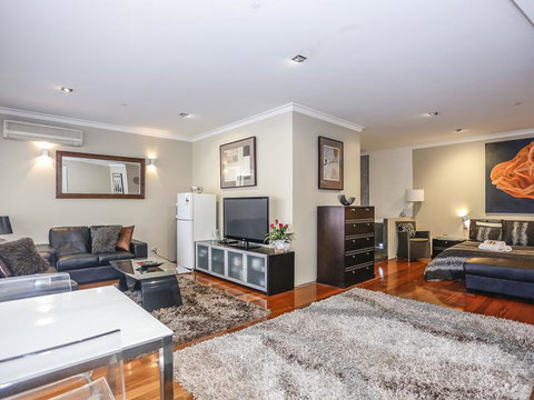 New York On King - Accommodation Tasmania 13