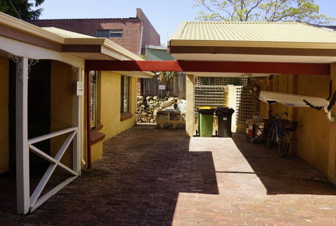 Suffolk House - Accommodation Tasmania 4