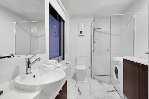Attika Hotel - Accommodation Tasmania 1