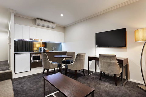 Attika Hotel - Accommodation Tasmania 2