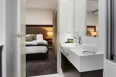 Attika Hotel - Accommodation Tasmania 4
