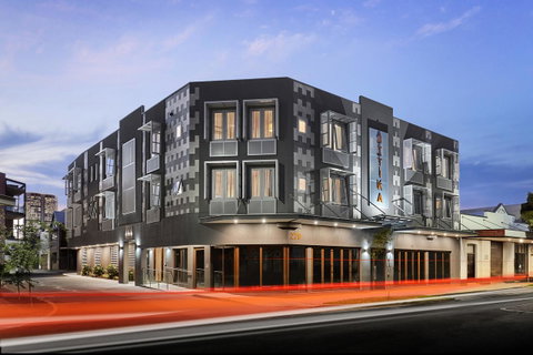 Attika Hotel - Accommodation Tasmania 9