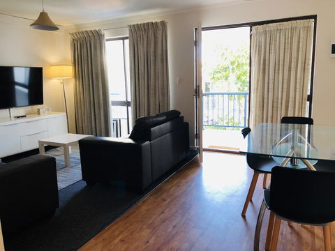 West Beach Lagoon 107 - Great Value - Accommodation Tasmania 7