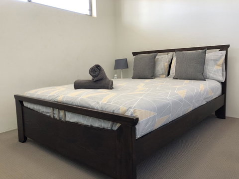 Gerring Court With Free 1 Car Bay Parking - Accommodation Tasmania 3