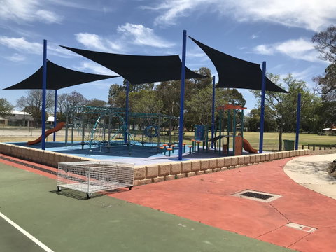 Gerring Court With Free 1 Car Bay Parking - Accommodation Tasmania 21