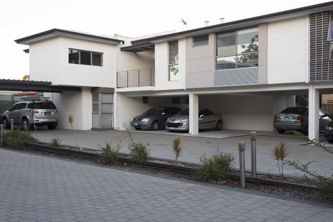 Gerring Court With Free 1 Car Bay Parking - Accommodation Tasmania 17