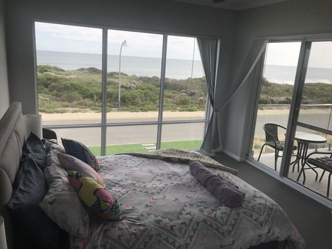 Beach House At SeaScapes.. - Accommodation Tasmania 4