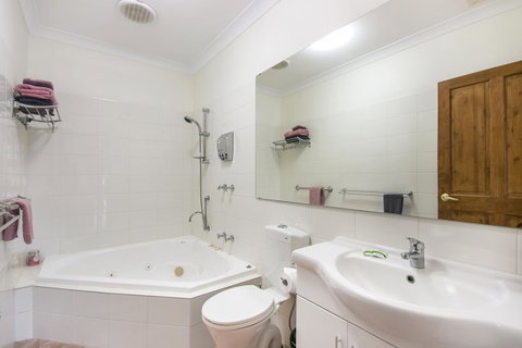 Coranda Lodge - Accommodation Tasmania 21