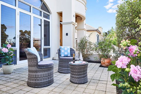 Sorrento Beach Manor - Accommodation Tasmania 1