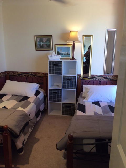 Crossland House - Accommodation Tasmania 11
