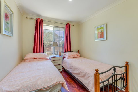 Brilliant, Neat, Convenient, Family-friendly House - Accommodation Tasmania 10