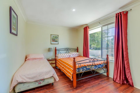 Brilliant, Neat, Convenient, Family-friendly House - Accommodation Tasmania 8