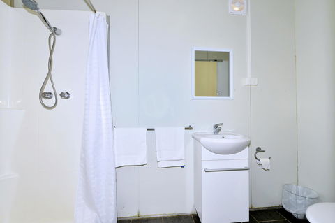 Mandurah Coastal Holiday Park - Accommodation Tasmania 24