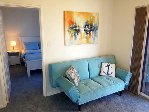 Caravel Beach House Mandurah - Accommodation Tasmania 6